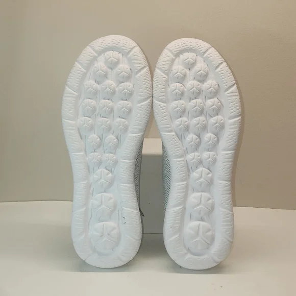 Men's Gray Athletic Shoes - Picture 6 of 6